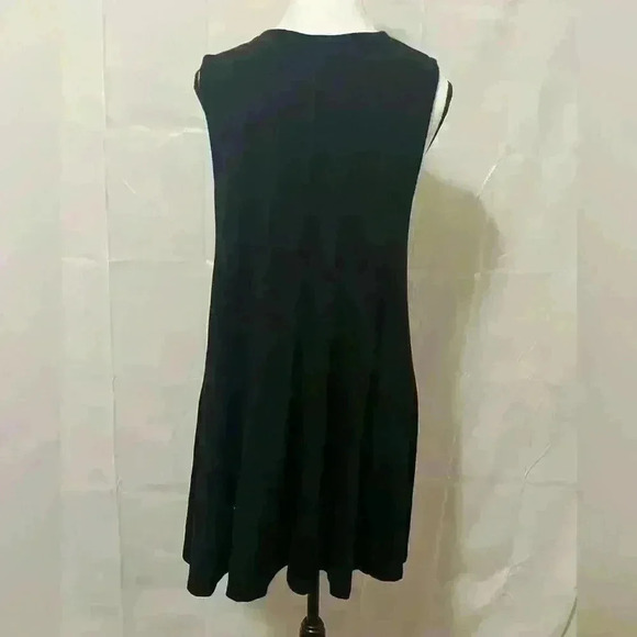 Adrienne Vittadini Women's A-Line Twirl Sleeveless Black Midi Dress, Size M - Picture 3 of 5